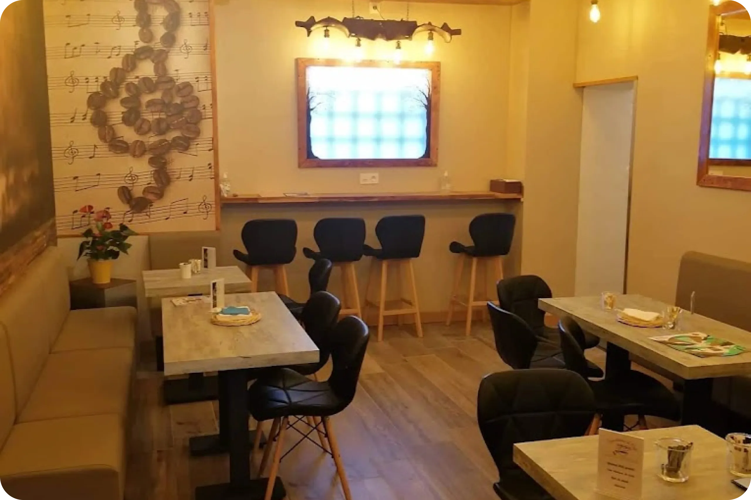 photo de la salle arrière du magasin